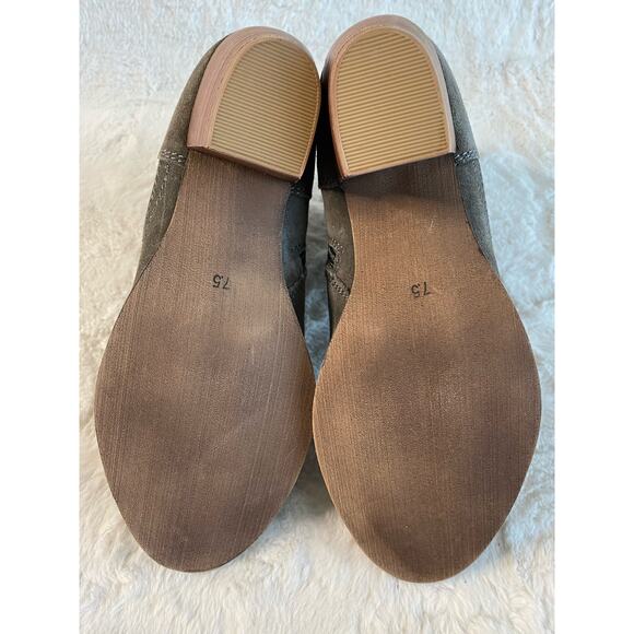 Diba Sophie Suede Gray Bootie - Picture 5 of 6